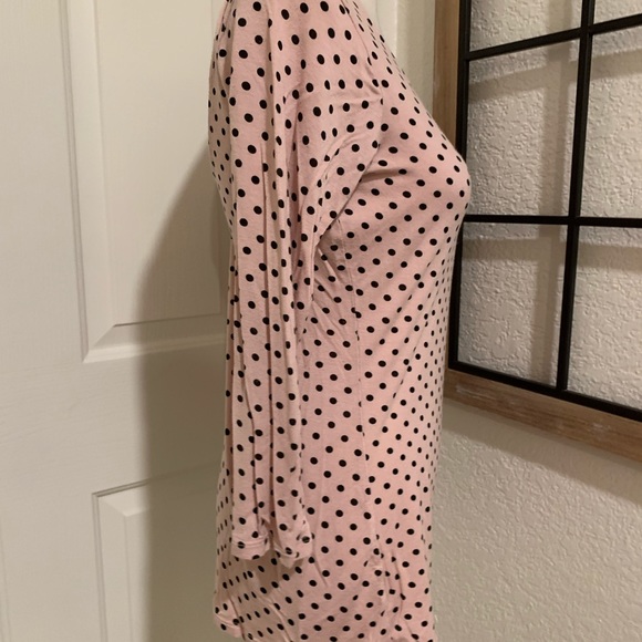 Guess Los Angeles pink and black polka dot top size large - Picture 2 of 8
